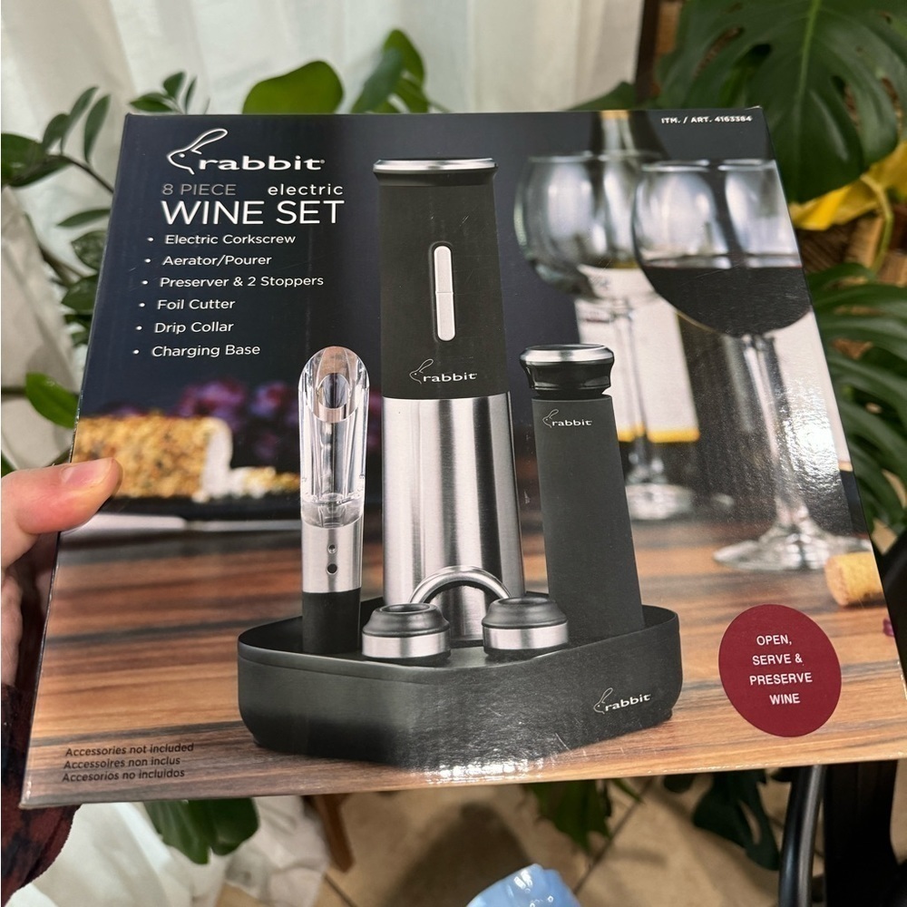 NEW‎ wine opener